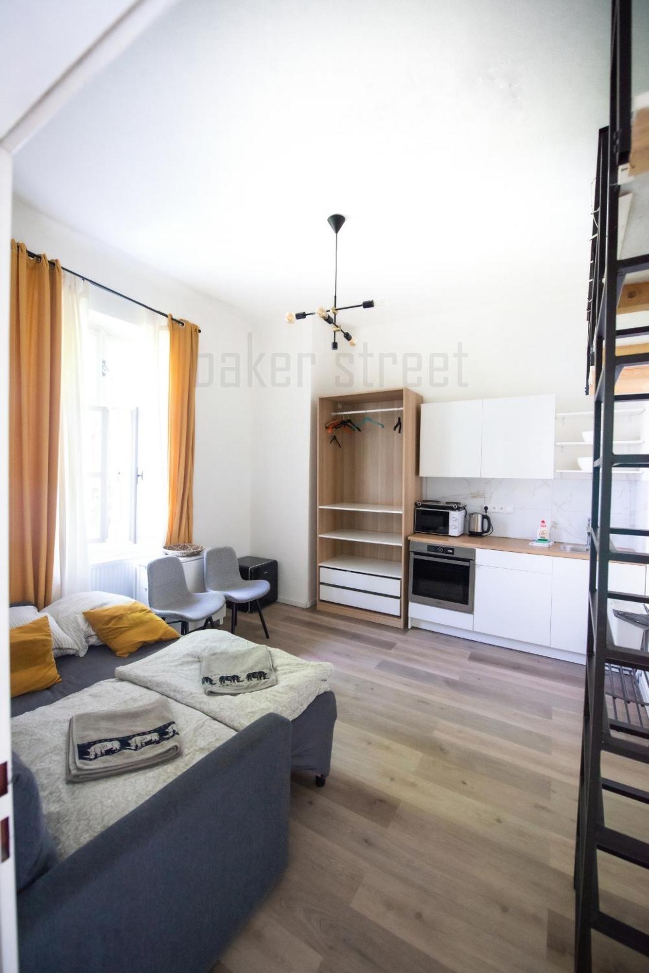 Storey Apartment Close To Metro Palmovka Prag Exteriör bild