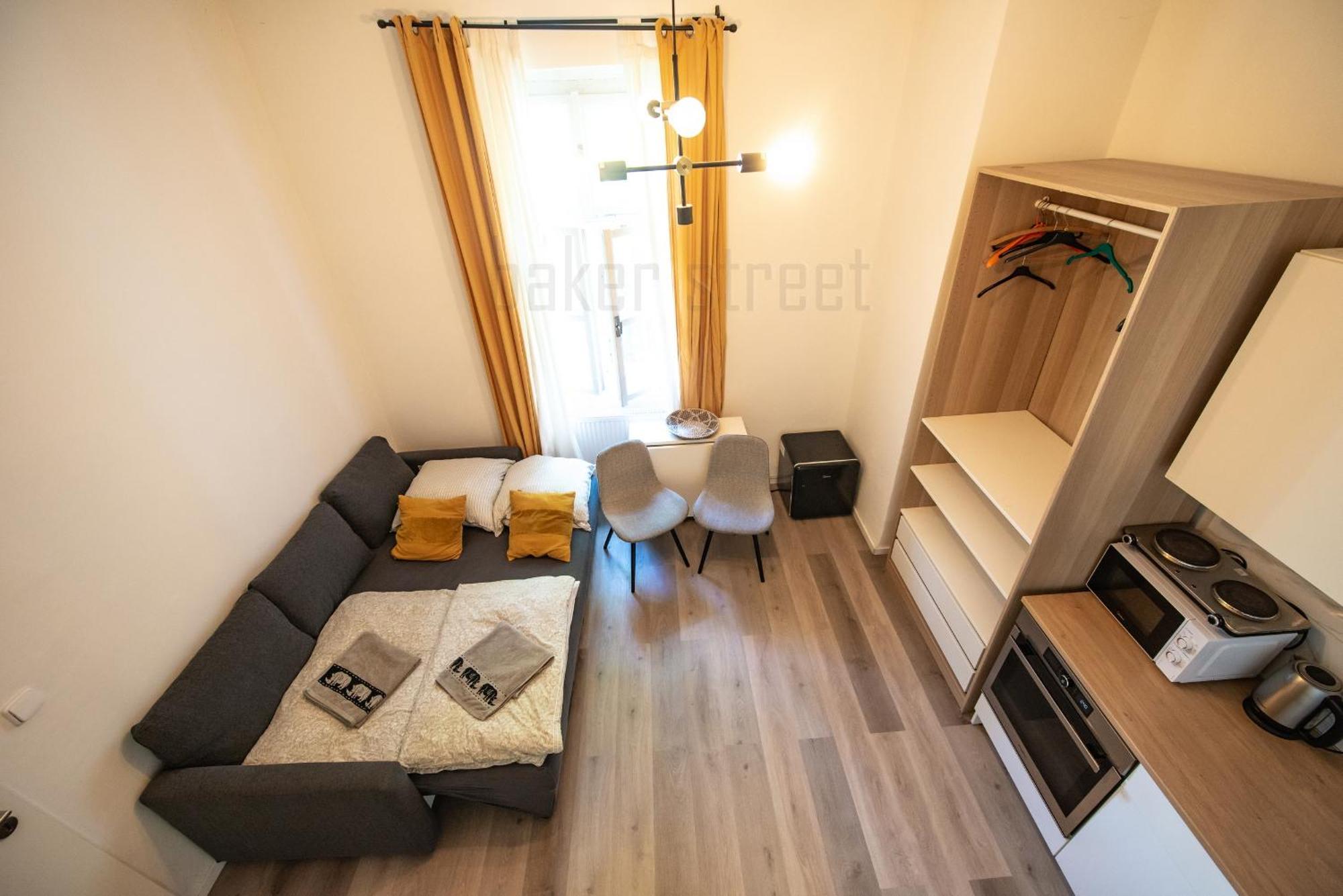 Storey Apartment Close To Metro Palmovka Prag Exteriör bild
